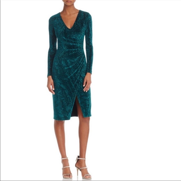 Black Halo Dresses & Skirts - Black Halo Miramar Sheath faux wrap velvet dress